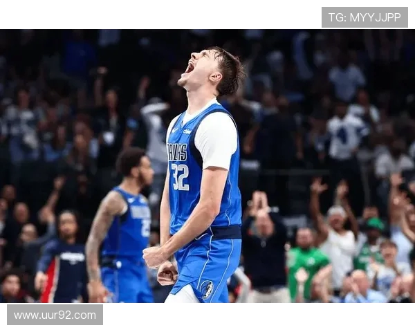 弗拉格单节狂砍15分刷新生涯新高助力球队逆袭胜利